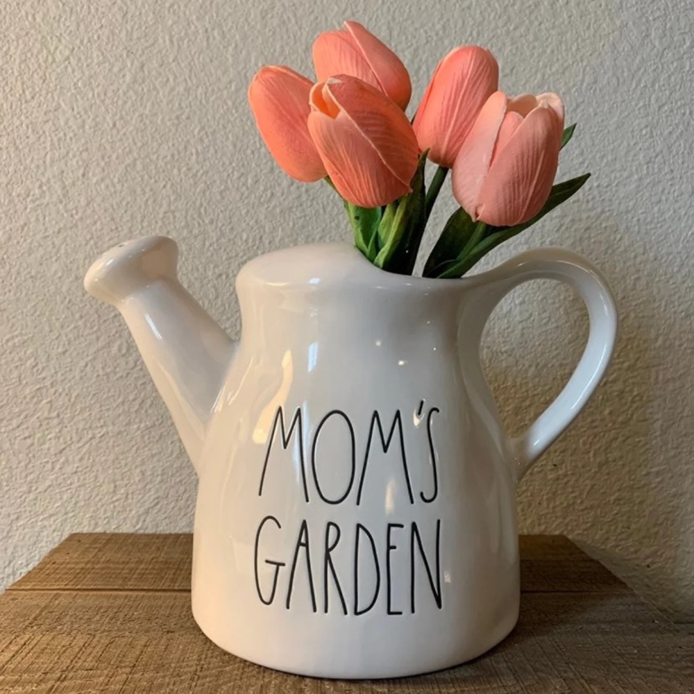 Rae Dunn ‘MOM’S GARDEN’ Watering Can